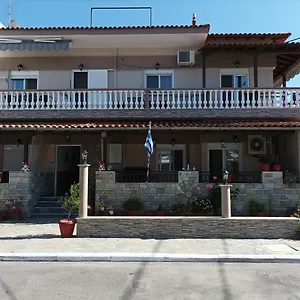 Apartman Black Rose, Szárti