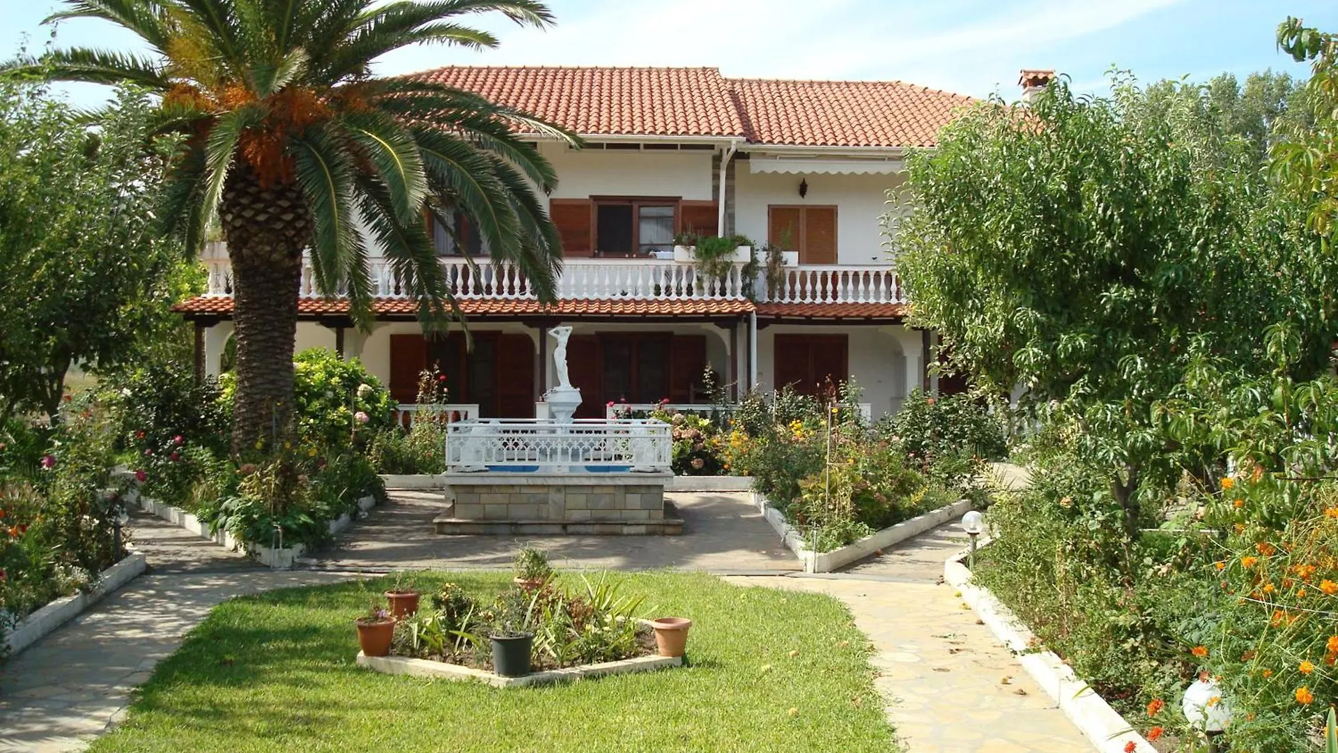 Villa Tonia Apartments Sarti