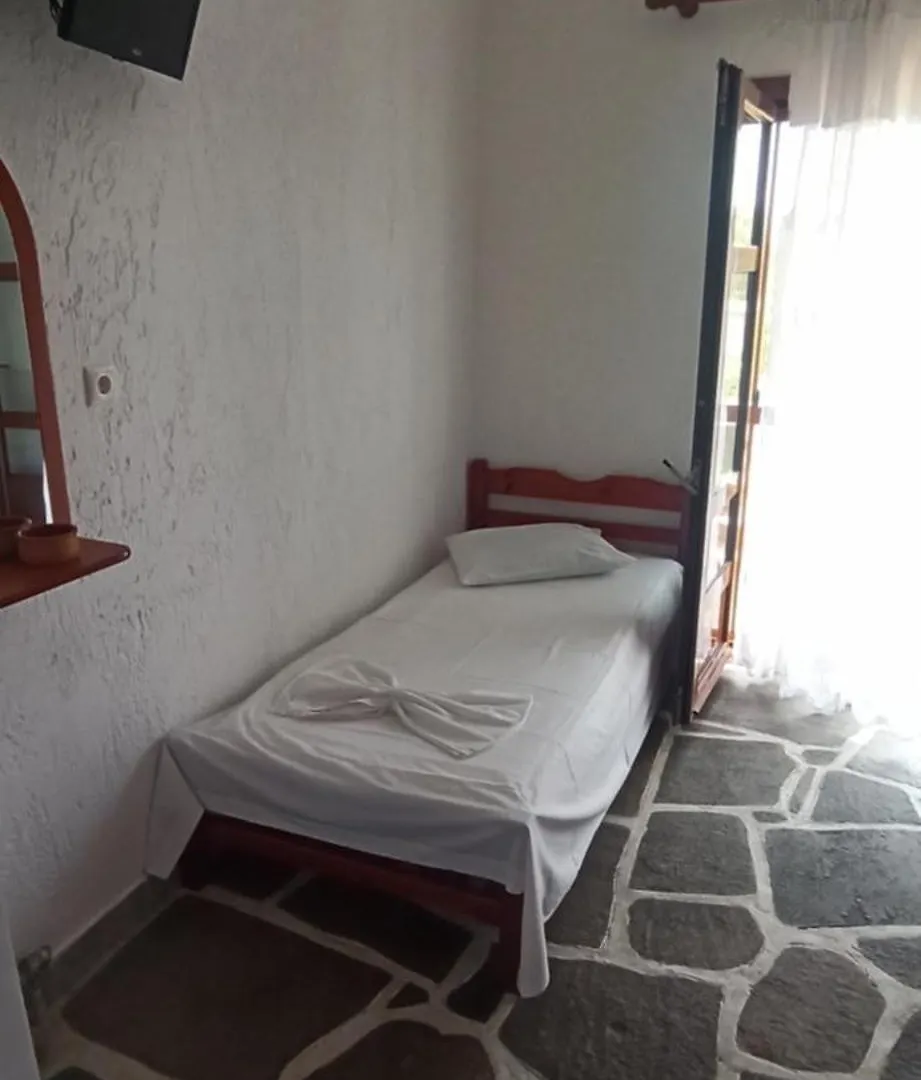 Villa Tonia Apartments Sarti