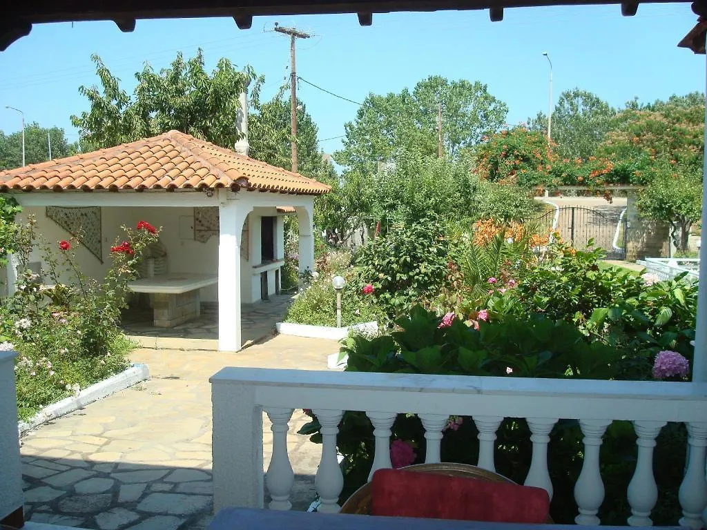 Villa Tonia Apartments Sarti