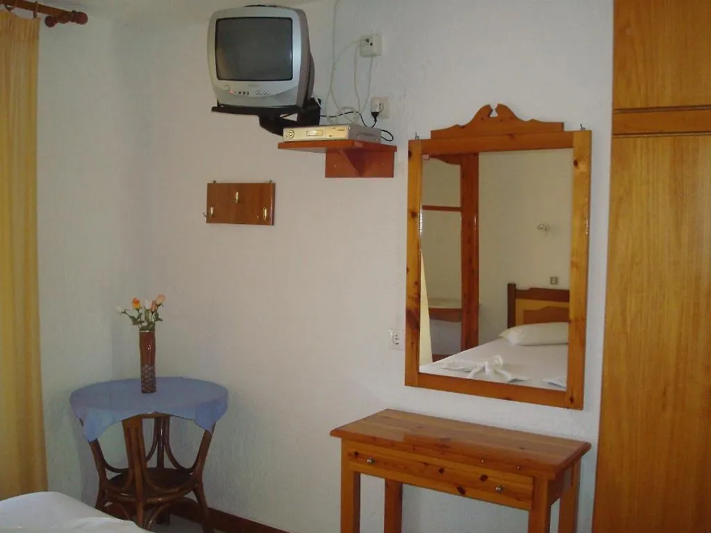 Villa Tonia Apartments Sarti