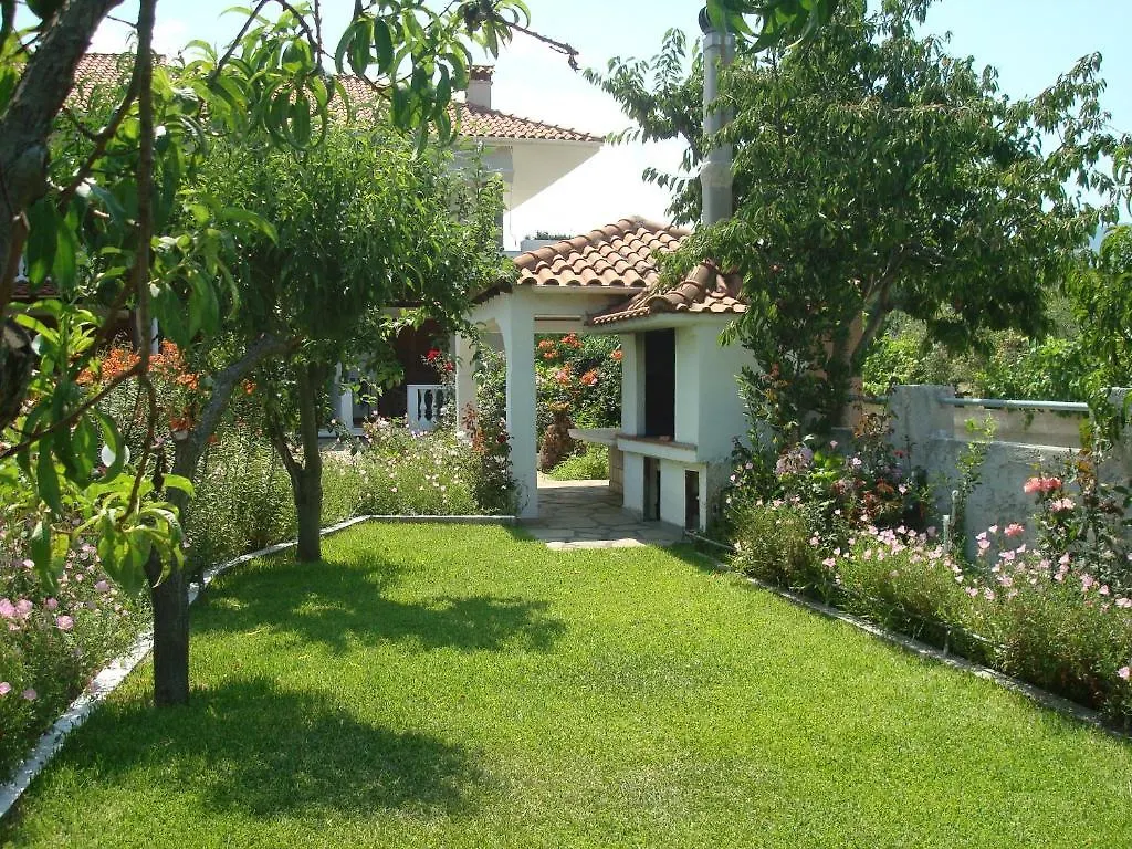 Villa Tonia Apartments Sarti